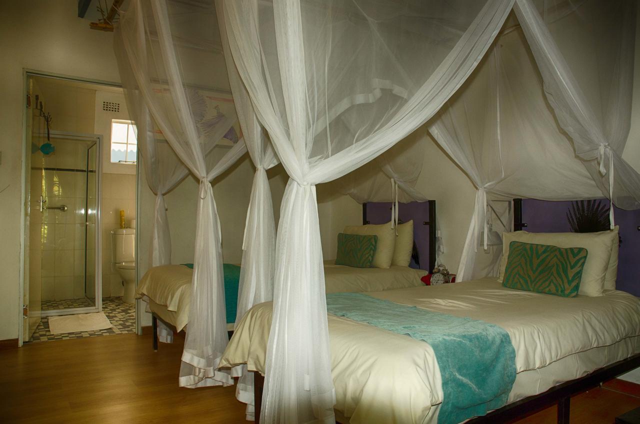 The Old House Bed & Breakfast Kasane Bagian luar foto