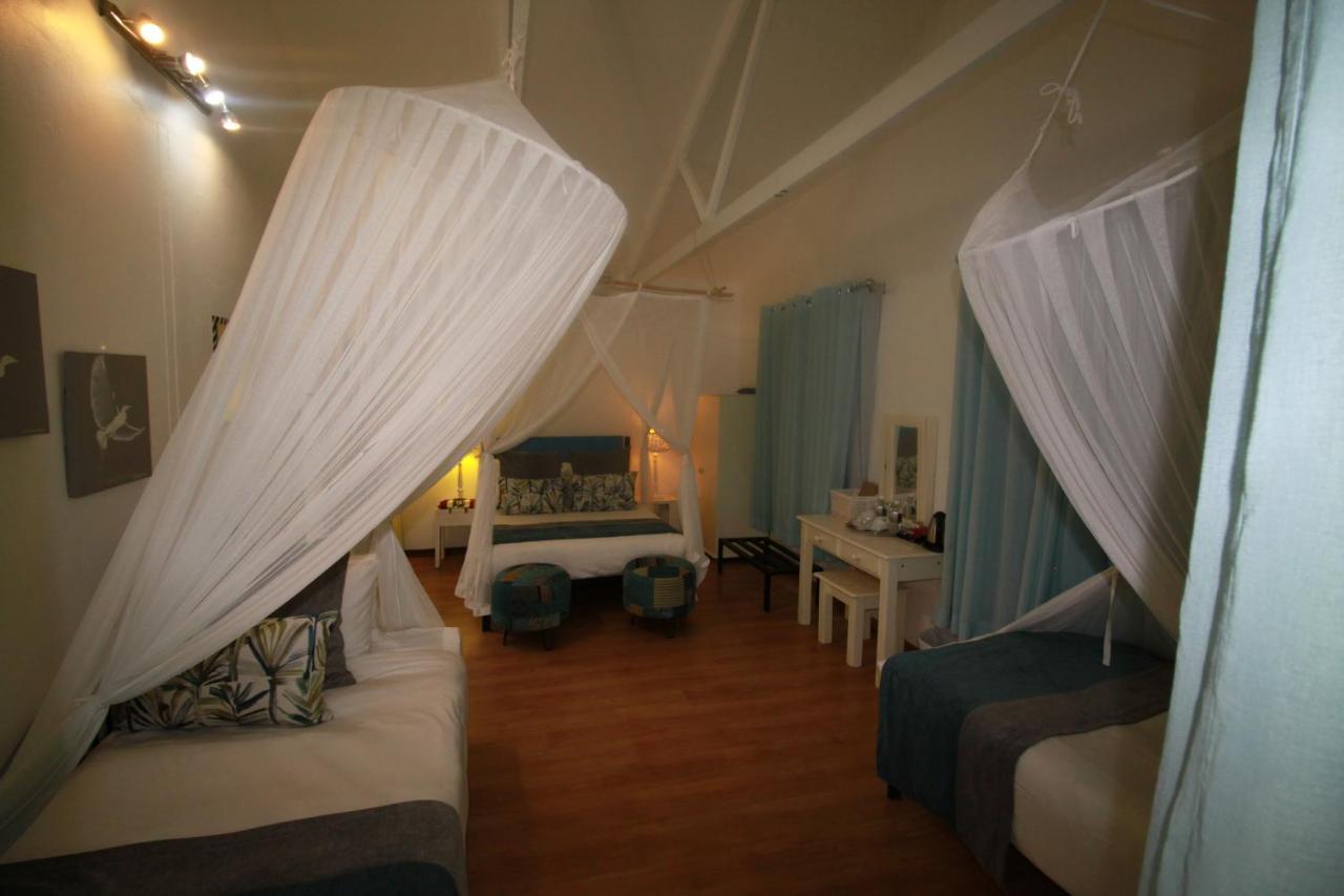 The Old House Bed & Breakfast Kasane Bagian luar foto